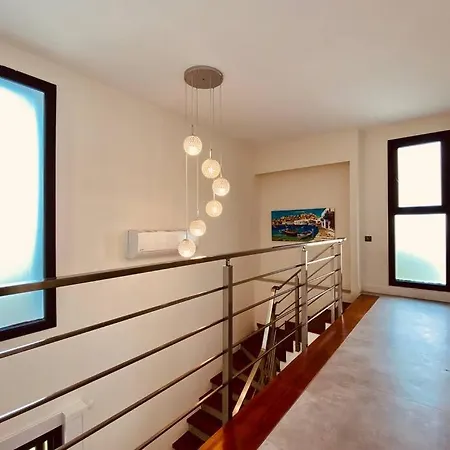 Kusadasi'nda Havuzlu Lux Miray B2 Villa *